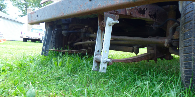 Illustration for article titled Here's Everything Wrong With My $500 Postal Jeep Off-Road Project